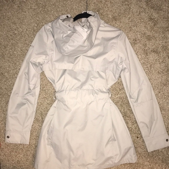 Columbia Raincoat - Picture 3 of 3